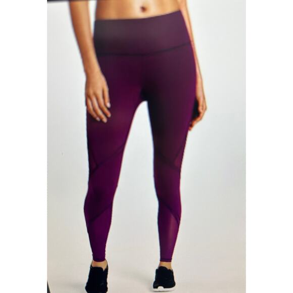 Victoria Secret Sport Knockout Tight - L - Picture 1 of 9